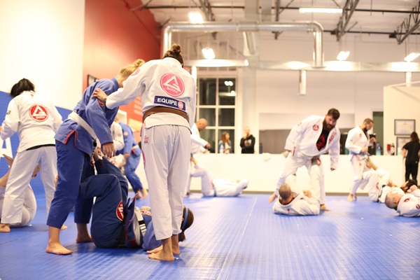 Practical women’s self-defense: Training at Gracie Barra Westside Albuquerque, NM | Phone: +1 (505) 818-8077