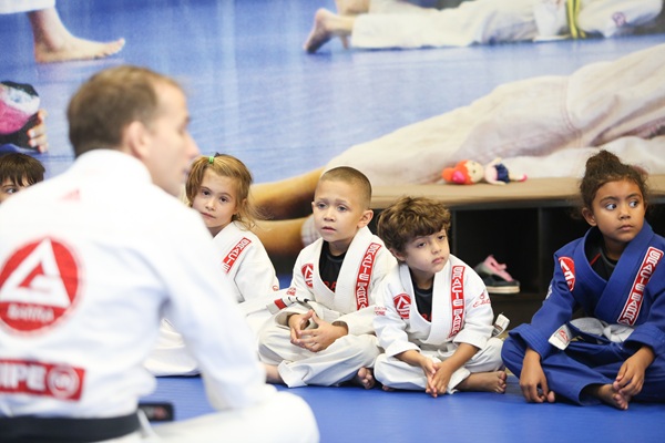 Gracie Barra Westside Albuquerque: How does Brazilian jiu jitsu improve mental focus in children | Phone: +1 (505) 818-8077