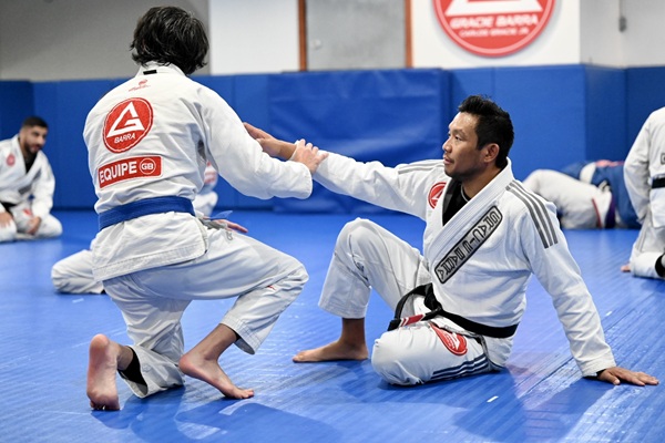 Gracie Barra Westside Albuquerque: Why is Brazilian jiu-jitsu the best solution for stress in adults | Phone: +1 (505) 818-8077