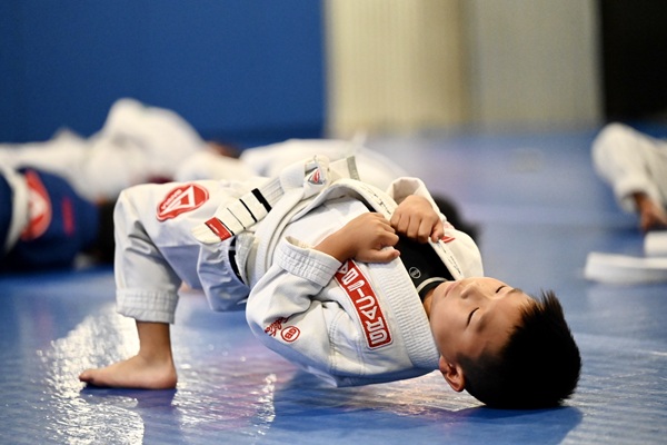 Gracie Barra Westside Albuquerque: How to enhance a child's coordination using basic jiu jitsu movements | Phone: +1 (505) 818-8077