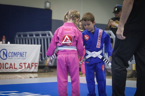 Gracie Barra Westside Albuquerque: How Does Self Defense Training Help Prevent Bullying | Phone: +1 (505) 818-8077